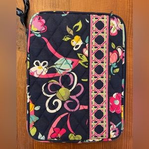 Vera Bradley E-reader/tablet case